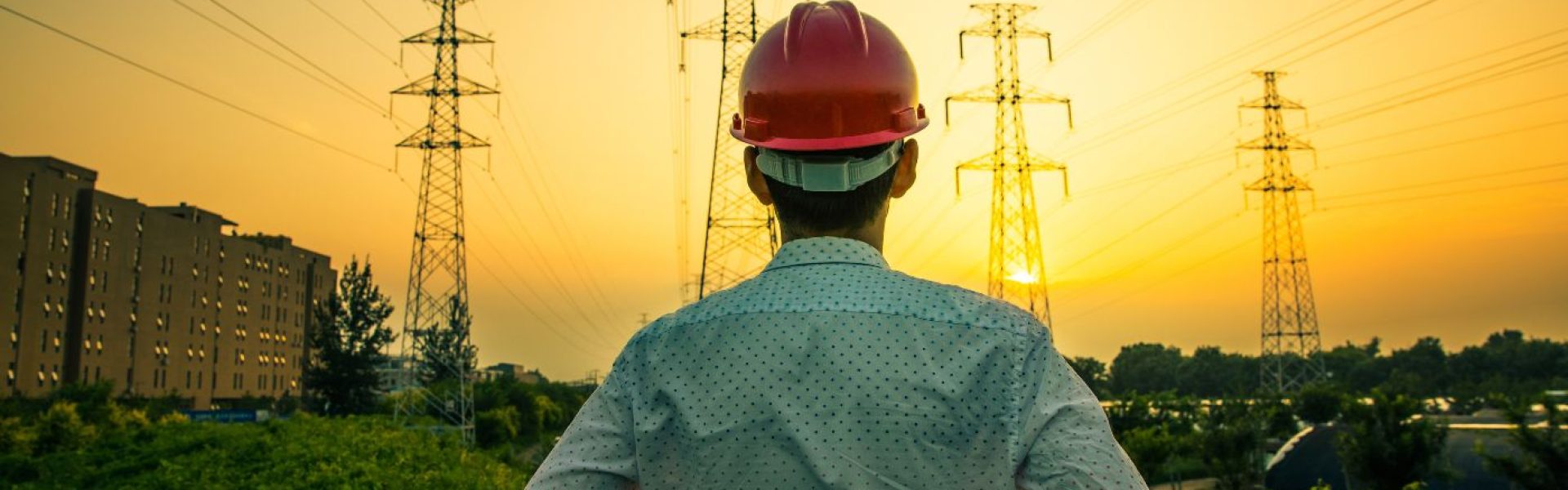 深入了解电力测试：从基础原理到行业应用，如何确保电力设备合规与性能稳定